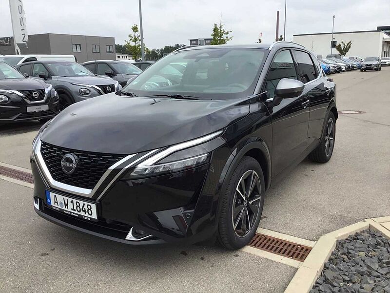 Nissan Qashqai 1.3 DIG-T MHEV 6MT -Tekna+-Vollausstat.