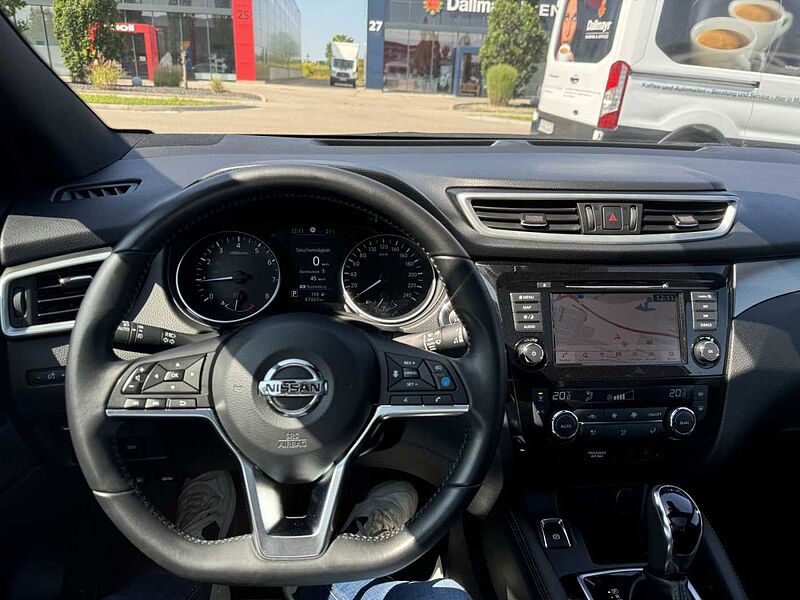 Nissan Qashqai 1.3 DCT Autom. TEKNA+ Pano, Nappa, Kamera, teilauton. Fahren