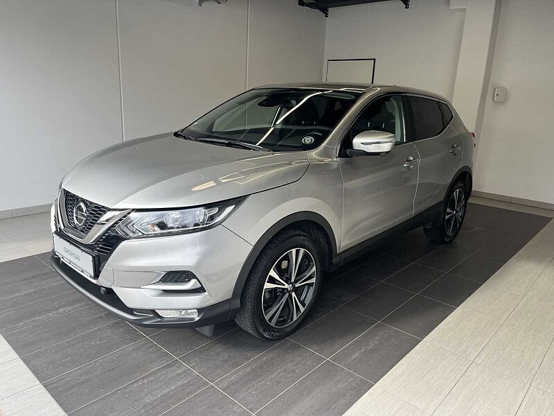 Nissan Qashqai 1.3 Schaltgetriebe - N-Connecta