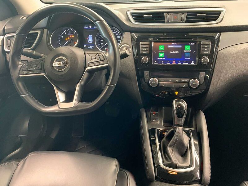 Nissan Qashqai 1.3 AKARI AT Navi 360° DAB SHZ Pano