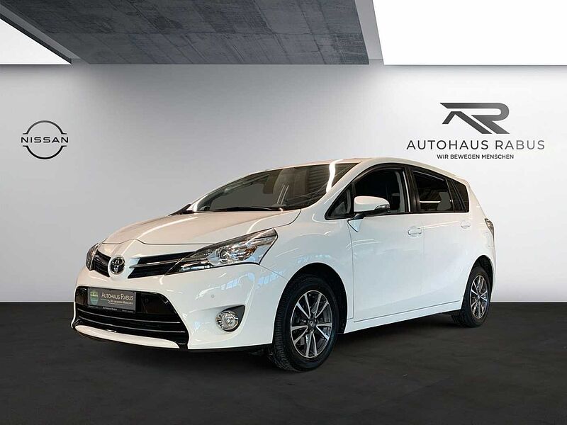 Toyota Verso 1.6 Life Navi Kamera SHZ 7-Sitze PDC