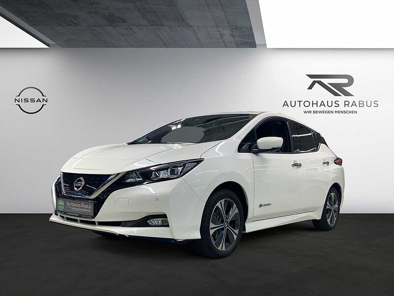 Nissan Leaf 62 kWh Autom. e+Tekna Navi DAB Kamera LED