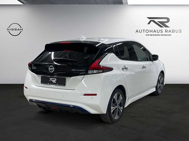 Nissan Leaf 40 kWh N-Connecta Navi 360° DAB SHZ PDC LED