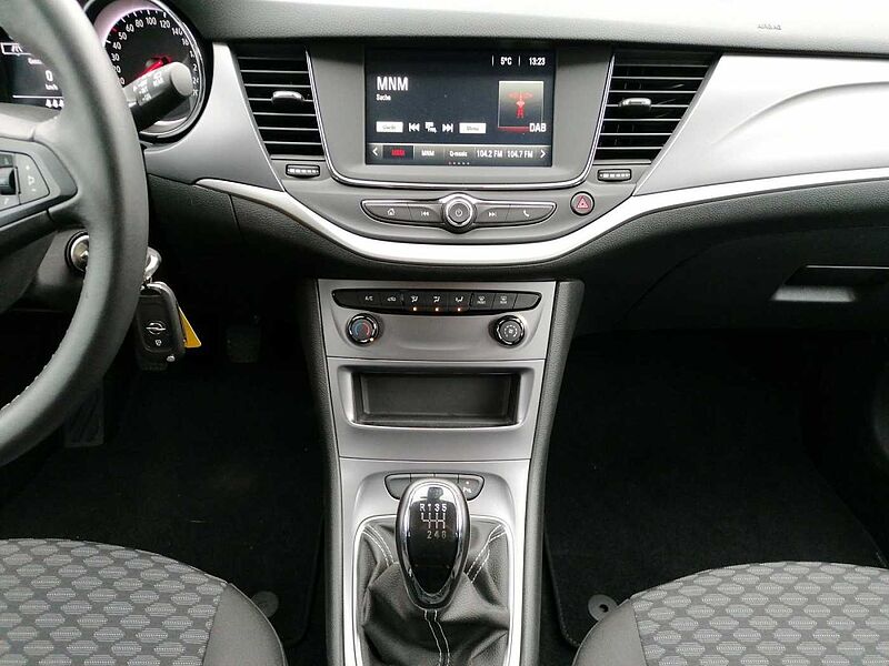 Opel Astra Lim. 1.2 Elegance Navi DAB PDC R-Kamera