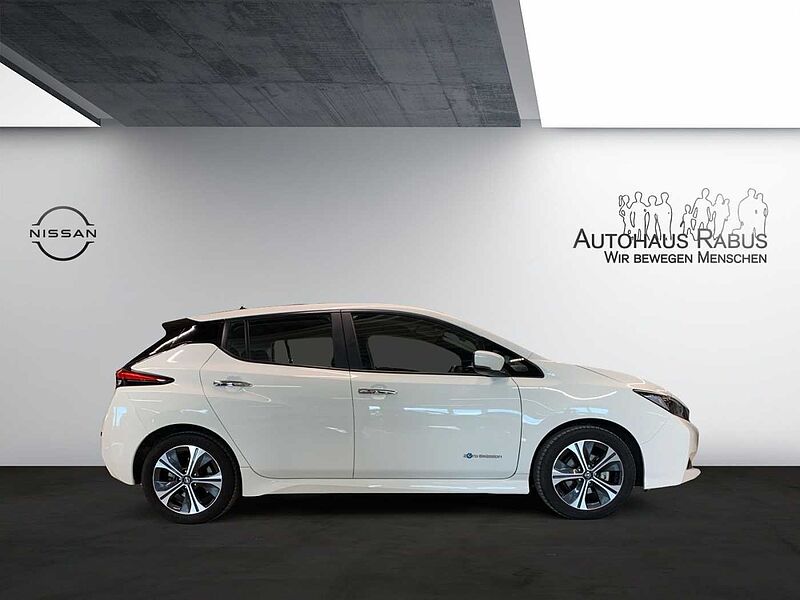 Nissan Leaf 40 kWh ACENTA Navi DAB R-Kam SHZ PDC